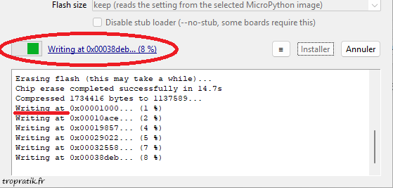 L'écriture du MicroPython sur l'ESP32-DevKitC est en cours